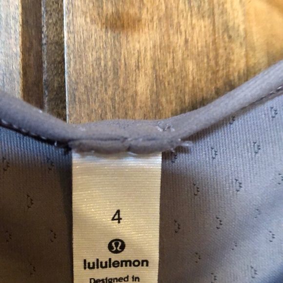 Lululemon - Picture 7 of 7